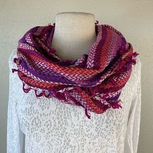 Collection Eighteen Infinity Scarf EUC